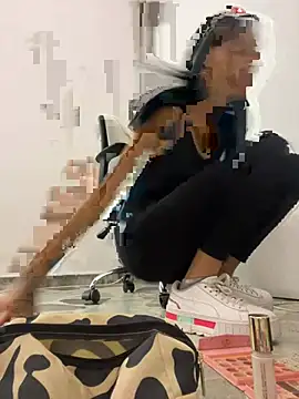 MelodyBliss online show from February 26, 2026, 9:48 pm