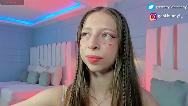 gabi bunny online show from February 9, 2026, 5:55 pm