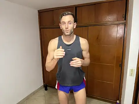 Snapshot of aquilesmade chatting on February 15, 2025, 3:50 pm aquilesmade online show from February 15, 2025, 3:50 pm