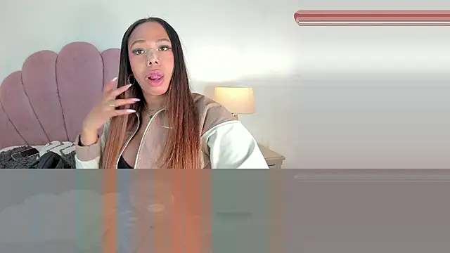 Nicole Paradise online show from November 15, 2025, 12:42 pm