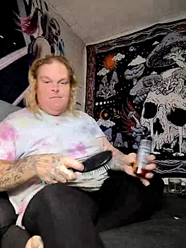 Trans Girl next door420 online show from October 7, 2025, 4:30 pm