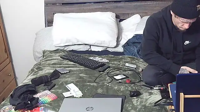 SpAzZ1234 online show from February 25, 2026, 11:26 pm