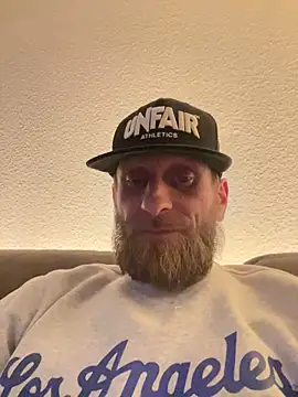 Snapshot of Bro4bro0040 chatting on December 22, 2025, 7:58 pm Bro4bro0040 online show from December 22, 2025, 7:58 pm