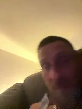 Snapshot of Bro4bro0040 chatting on January 8, 2026, 5:41 pm Bro4bro0040 online show from January 8, 2026, 5:41 pm