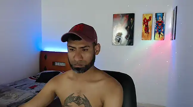 Enriblack92 online show from December 22, 2024, 10:58 pm