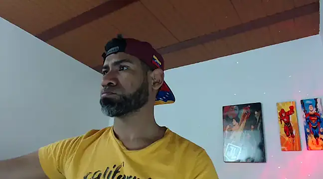 Enriblack92 online show from December 26, 2024, 2:16 pm