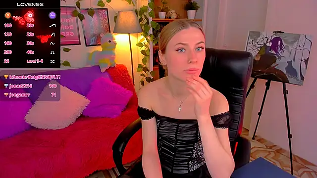 Snapshot of MaraCooperrr chatting on February 28, 2025, 7:25 pm MaraCooperrr online show from February 28, 2025, 7:25 pm