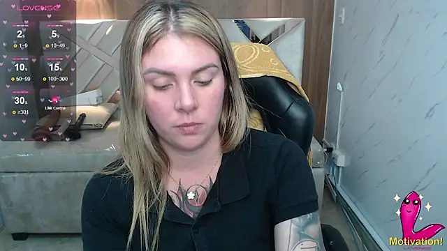 Paula b  online show from May 28, 2026, 1:06 pm
