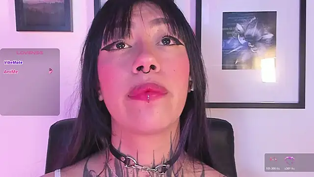 Akari1 Mischief online show from April 4, 2026, 3:24 am