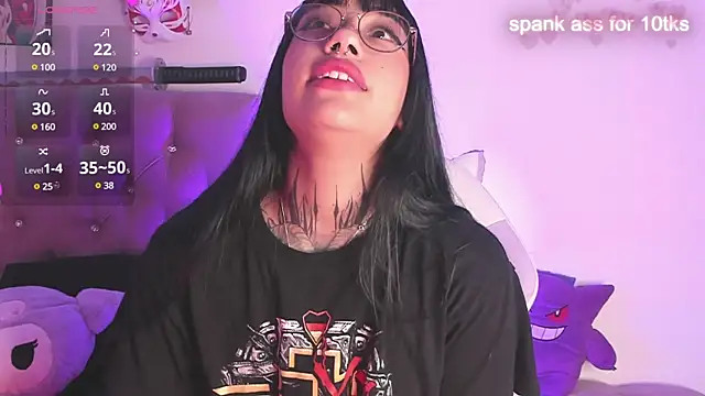 Akari1 Mischief online show from March 18, 2025, 5:02 am