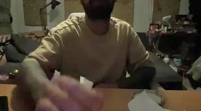 kameray12 online show from February 26, 2025, 10:47 pm