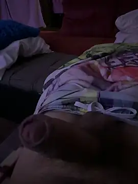 holawey1345 online show from November 27, 2025, 5:52 am