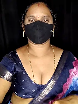 Snapshot of vintage-vibs chatting on February 6, 2026, 6:26 pm vintage-vibs online show from February 6, 2026, 6:26 pm