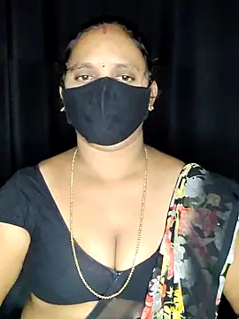 Snapshot of vintage-vibs chatting on October 23, 2025, 5:55 pm vintage-vibs online show from October 23, 2025, 5:55 pm