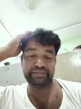 Snapshot of PVNRAO0831 chatting on July 13, 2026, 3:33 pm PVNRAO0831 online show from July 13, 2026, 3:33 pm