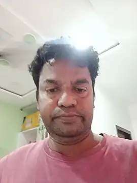 Snapshot of PVNRAO0831 chatting on July 8, 2026, 12:17 pm PVNRAO0831 online show from July 8, 2026, 12:17 pm