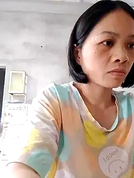 Snapshot of Aninyin22 chatting on March 14, 2025, 6:53 am Aninyin22 online show from March 14, 2025, 6:53 am