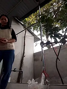 Snapshot of Aninyin22 chatting on February 10, 2026, 2:10 am Aninyin22 online show from February 10, 2026, 2:10 am