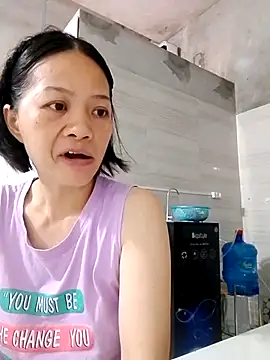 Snapshot of Aninyin22 chatting on September 14, 2025, 11:49 pm Aninyin22 online show from September 14, 2025, 11:49 pm