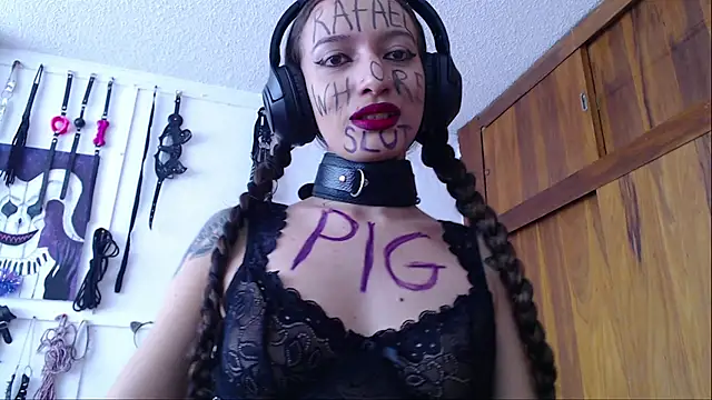 Eloise-brown online show from January 25, 2025, 6:46 pm