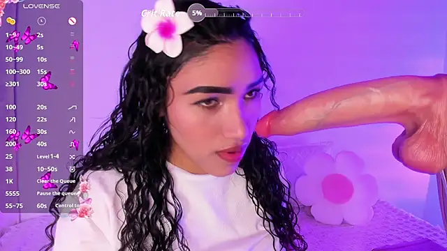 Olivia fx online show from November 3, 2025, 5:05 pm