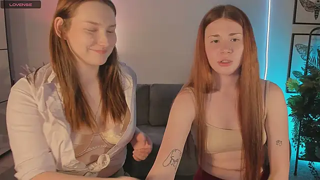 Snapshot of Freckle_Diyana chatting on February 6, 2026, 9:44 pm Freckle Diyana online show from February 6, 2026, 9:44 pm