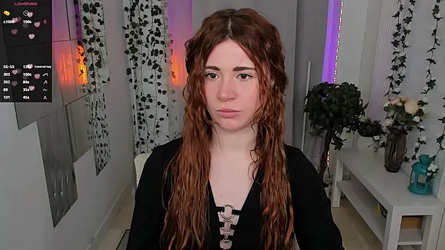 Snapshot of Freckle_Diyana chatting on November 21, 2025, 4:28 pm Freckle Diyana online show from November 21, 2025, 4:28 pm