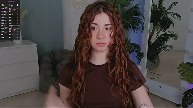 Snapshot of Freckle_Diyana chatting on November 26, 2025, 9:26 pm Freckle Diyana online show from November 26, 2025, 9:26 pm