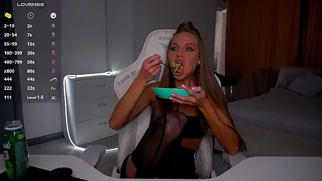 Evelinka online show from February 5, 2026, 10:11 am