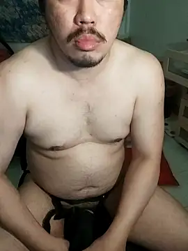 Snapshot of DetectiveJr chatting on February 18, 2025, 4:48 am DetectiveJr online show from February 18, 2025, 4:48 am