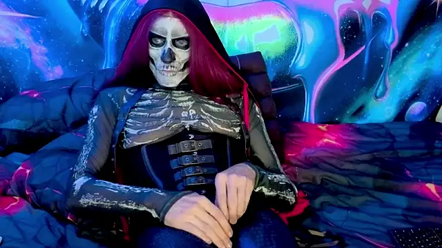 Snapshot of LuvNuk chatting on November 1, 2025, 4:52 am LuvNuk online show from November 1, 2025, 4:52 am