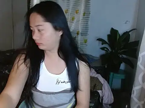Snapshot of Sweet_amberxyz18 chatting on April 21, 2026, 8:21 am Sweet amberxyz18 online show from April 21, 2026, 8:21 am