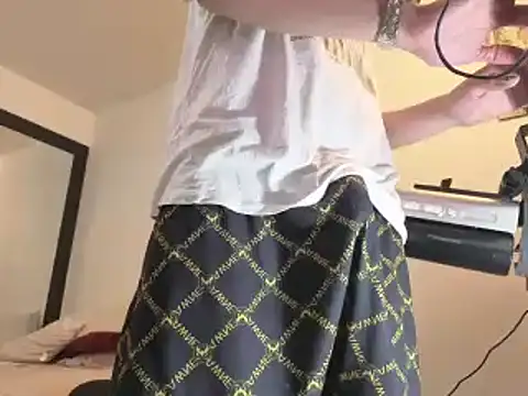 Snapshot of badanyboy chatting on March 12, 2026, 7:45 am badanyboy online show from March 12, 2026, 7:45 am