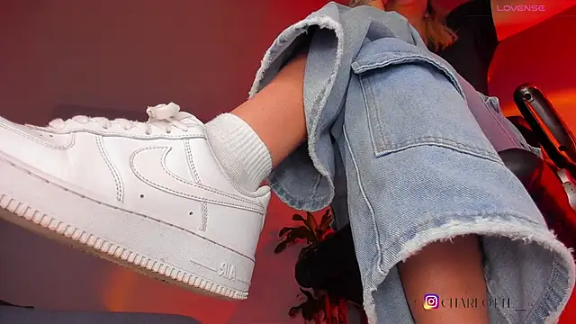 charlotte  grey online show from April 18, 2026, 7:58 pm