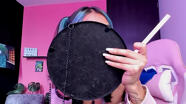 Snapshot of Juanadearco5 chatting on September 24, 2025, 2:34 pm Juanadearco5 online show from September 24, 2025, 2:34 pm