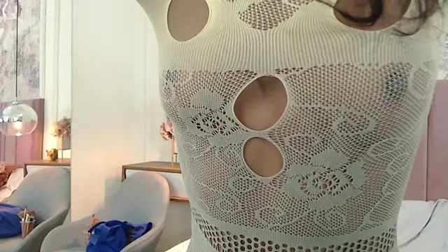 Snapshot of SabrinaDevill chatting on October 30, 2025, 12:58 pm SabrinaDevill online show from October 30, 2025, 12:58 pm