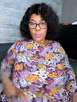 Snapshot of ExclusiveLeexx chatting on November 25, 2025, 10:15 am ExclusiveLeexx online show from November 25, 2025, 10:15 am