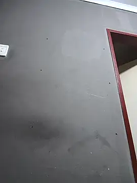 Snapshot of ExclusiveLeexx chatting on December 14, 2025, 8:47 pm ExclusiveLeexx online show from December 14, 2025, 8:47 pm