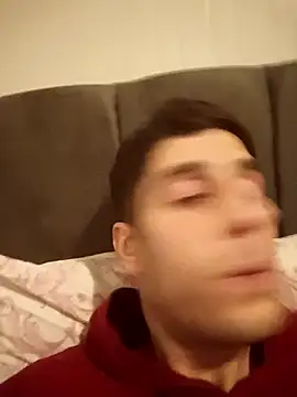 arenn1997 online show from February 8, 2026, 12:41 am