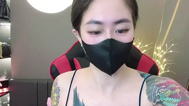 Snapshot of witch-39 chatting on December 20, 2024, 6:19 am witch-39 online show from December 20, 2024, 6:19 am