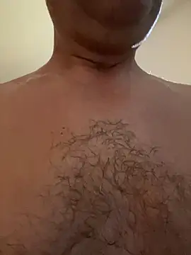 rjuanito973 online show from October 28, 2025, 10:03 am