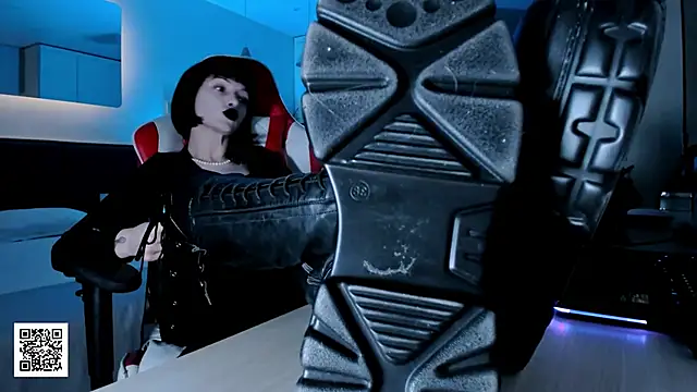 Snapshot of _Goddess_Misha_ chatting on November 22, 2025, 9:02 pm Goddess Misha online show from November 22, 2025, 9:02 pm