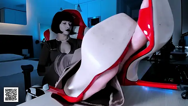 Snapshot of _Goddess_Misha_ chatting on November 25, 2025, 8:53 pm Goddess Misha online show from November 25, 2025, 8:53 pm