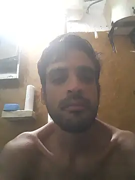 Snapshot of Yop25cm chatting on February 14, 2026, 8:09 pm Yop25cm online show from February 14, 2026, 8:09 pm