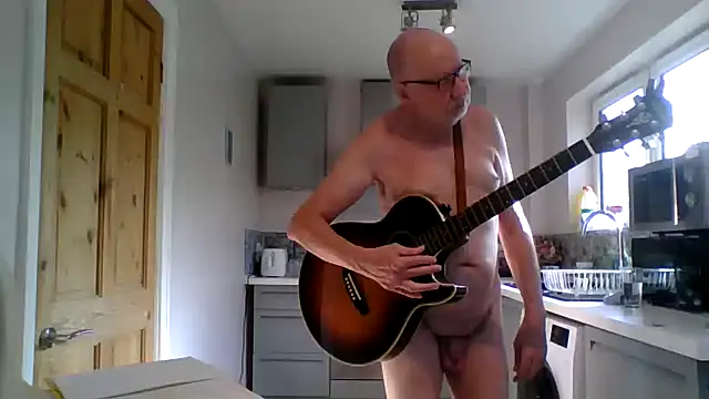 Snapshot of jimmybenido chatting on May 25, 2026, 4:49 pm jimmybenido online show from May 25, 2026, 4:49 pm
