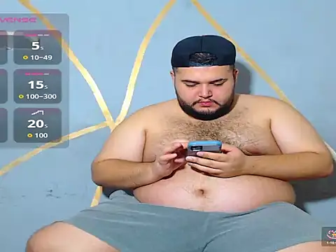 Snapshot of damian_chubby chatting on September 13, 2025, 2:33 am damian chubby online show from September 13, 2025, 2:33 am