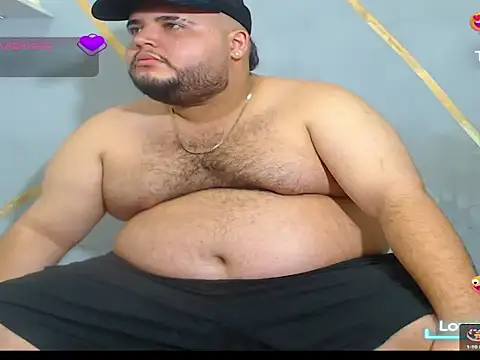 Snapshot of damian_chubby chatting on September 19, 2025, 2:48 am damian chubby online show from September 19, 2025, 2:48 am