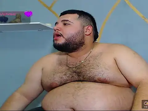 Snapshot of damian_chubby chatting on September 13, 2025, 4:07 pm damian chubby online show from September 13, 2025, 4:07 pm