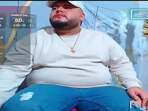 Snapshot of damian_chubby chatting on October 20, 2025, 4:03 am damian chubby online show from October 20, 2025, 4:03 am