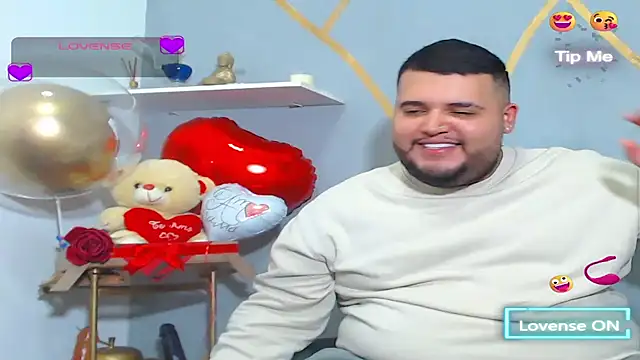 Snapshot of damian_chubby chatting on September 20, 2025, 11:32 pm damian chubby online show from September 20, 2025, 11:32 pm